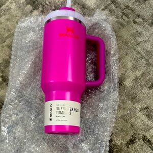 NWT Stanley Bright Pink Quencher H2.0 Tumbler